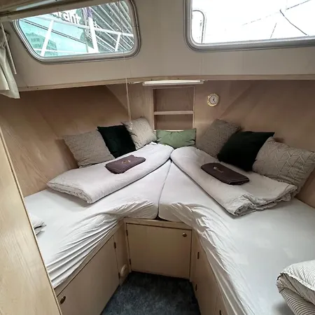 Luxury Houseboat * Amszterdam