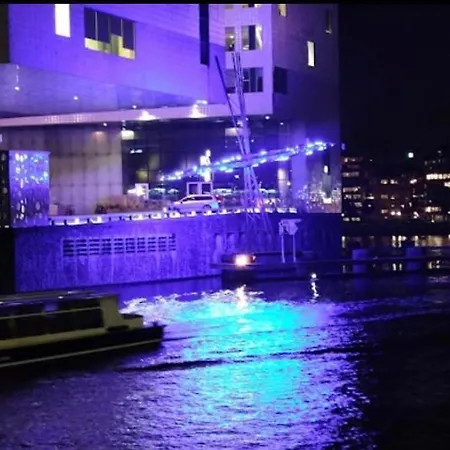 Luxury Houseboat Amsterdam